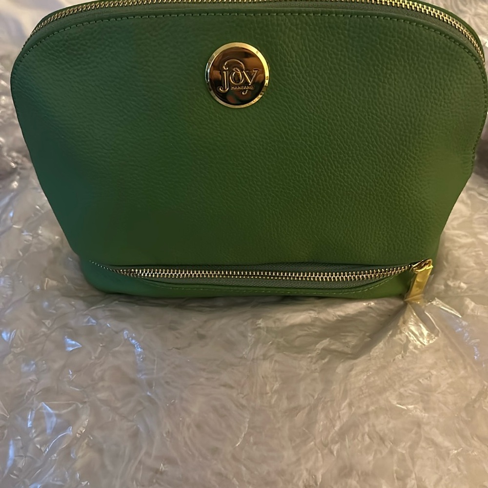 Joy mangano leather green make bag